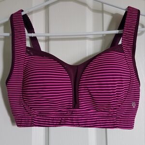 Lululemon ta ta tamer bra 32DD